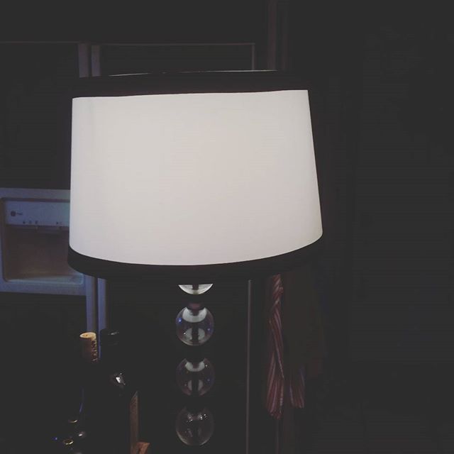 Acrylic Stacked Ball Lamp Base Clear Small (Includes CFL Bulb