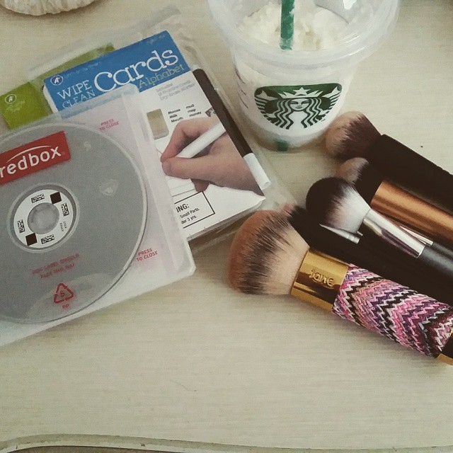 Real Techniques Expert Face Brush Target