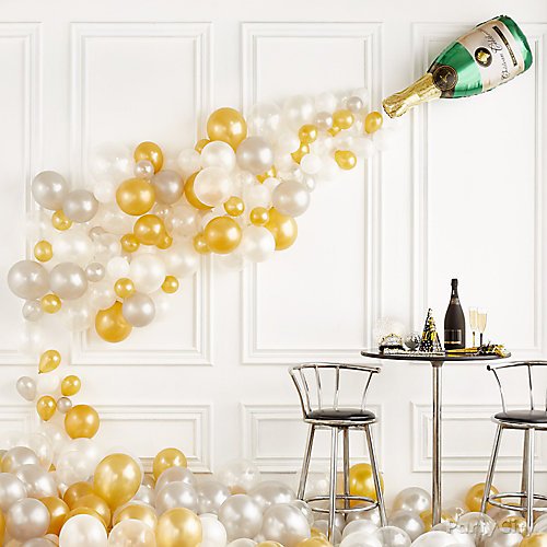 51 DIY Ways To Throw The Best New Year's Party Ever