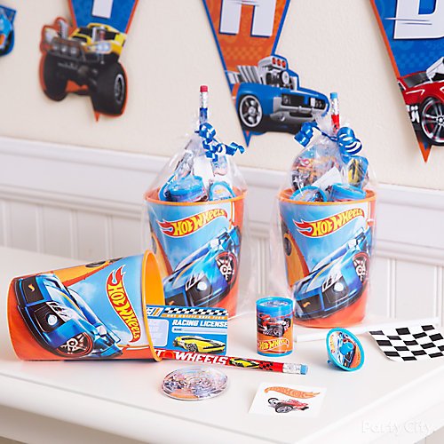 Hot Wheels Party Supplies 2nd Birthday 8 Guest Table Decorations and Balloon ...