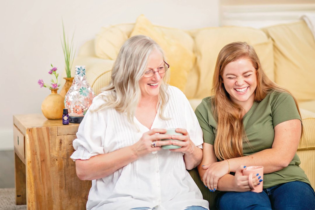 The floral, hand-crafted Enrich Scentsy diffuser filling the room with essential oils in our Vetiver & Sandalwood scent to lift spirits up and create an amazing aromatic experience in your home