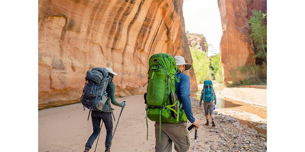 How to Choose a Backpacking Pack - L