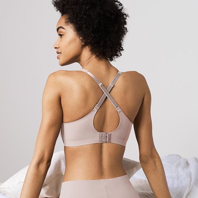 True & Co Womens Freewire Unlined Bra : : Clothing, Shoes &  Accessories