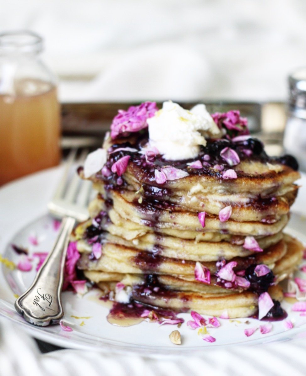 pancakes honey blueberry ricotta yogurt glazed parfait caramelized banana breakfast bed lemon