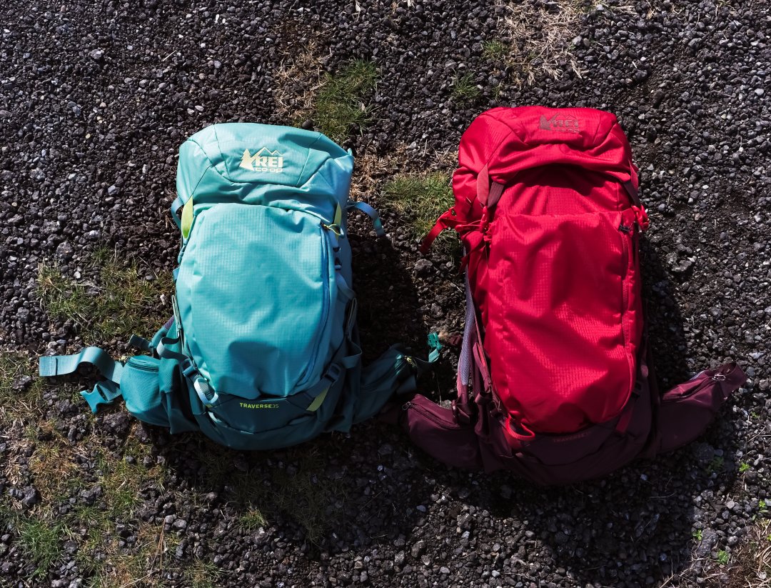 Rei best sale traverse 35