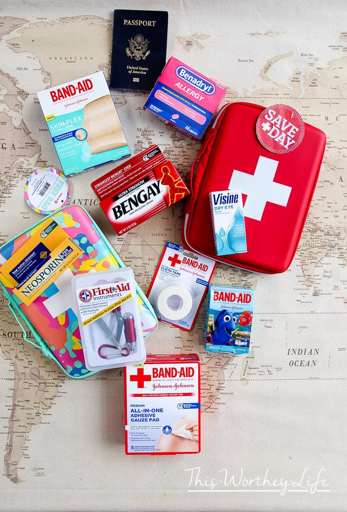 FREE Printable  DIY Travel First-Aid Kit with Printable Checklist