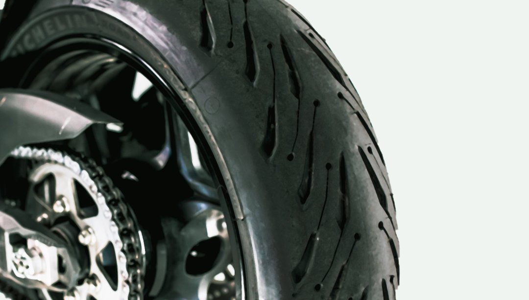 Best High Mileage Sport Touring Motorcycle Tire | Reviewmotors.co