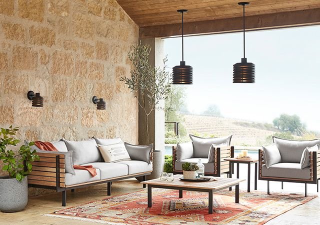 How to Choose Outdoor Lighting