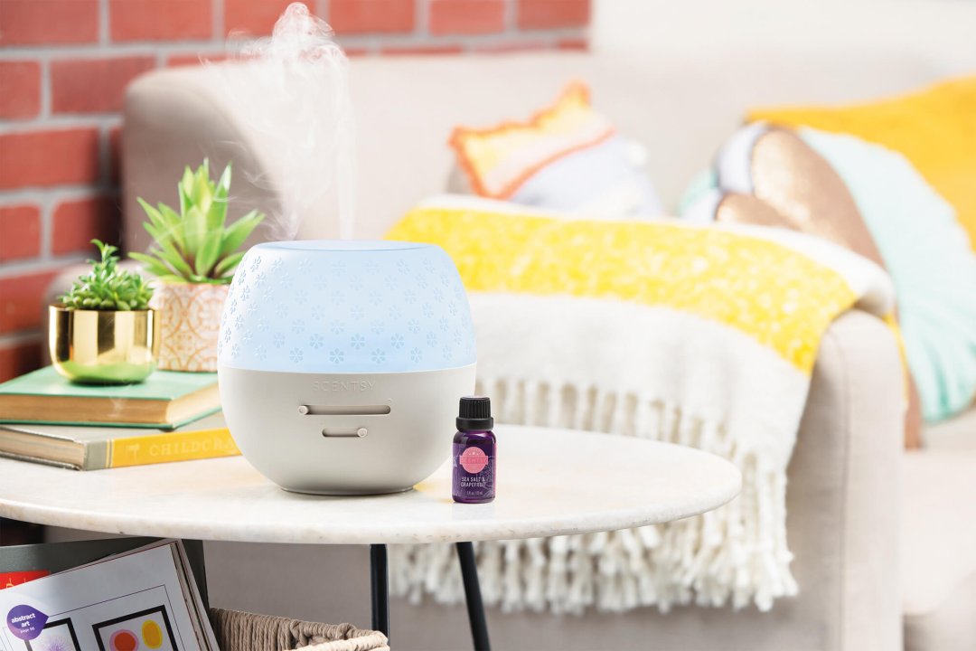 Scentsy diffuser paired with sea salt and grapefruit scented essential oils