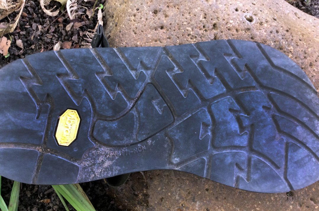 Chaco flip flops vibram on sale soles