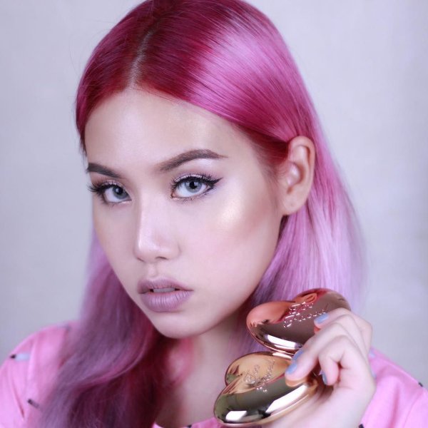 Love Light Highlighter Too Faced