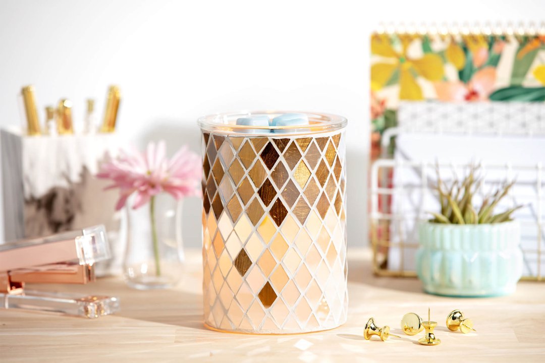 Scentsy Crazy Hot Mess Mini Warmer