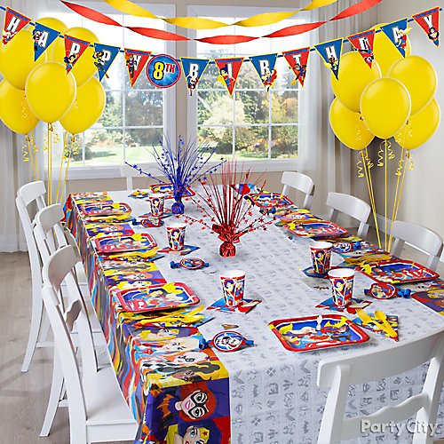 Dc Super Hero Girls Party Ideas Party City 