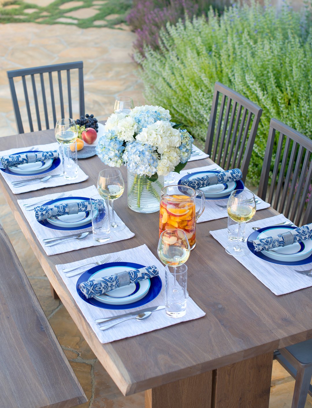 Summer Tablescape Ideas