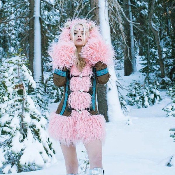 600x600?spatialTags=0.449902:0.508841,0.469548:0.159136