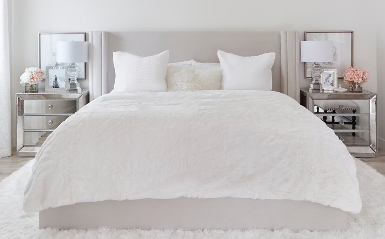 shop Jessi's bedroom