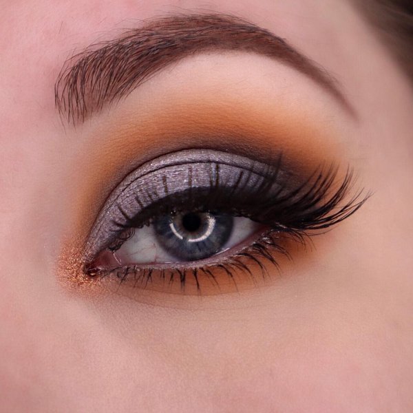 Clover Eyeshadow Palette Too Faced