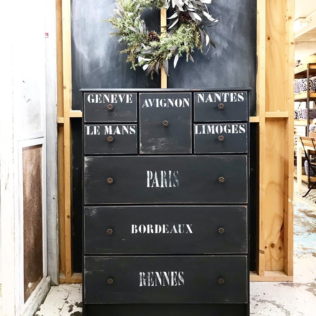 Creating an Industrial Look with Jolie Paint