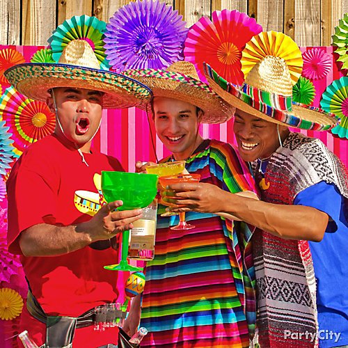 Mexican Themed Party Decorations - Party Decorating Ideas Mexican Party Theme Mexican Theme Party Decorations Mexican Fiesta Party - The push pop containers used as margarita cups (with a lime for the cup base) the fondant chili pepper cupcake toppers the assortment of.