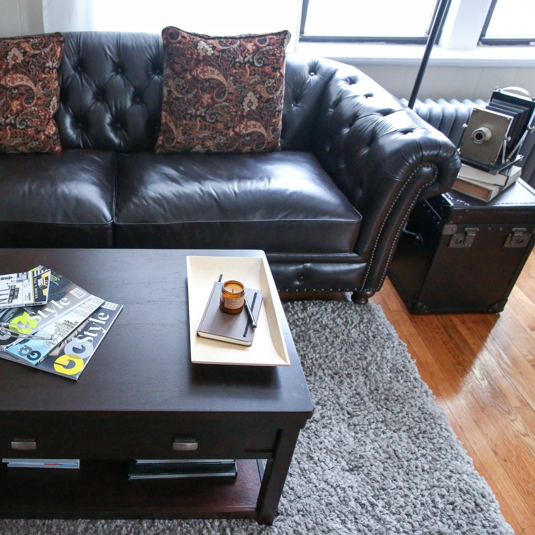 Modern Man Living Room Levitate Style
