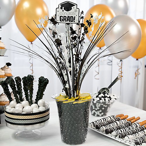 Graduation Dessert Table Ideas | Party City