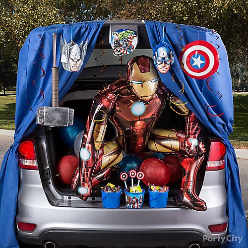 Avengers superhero trunk or treat idea.