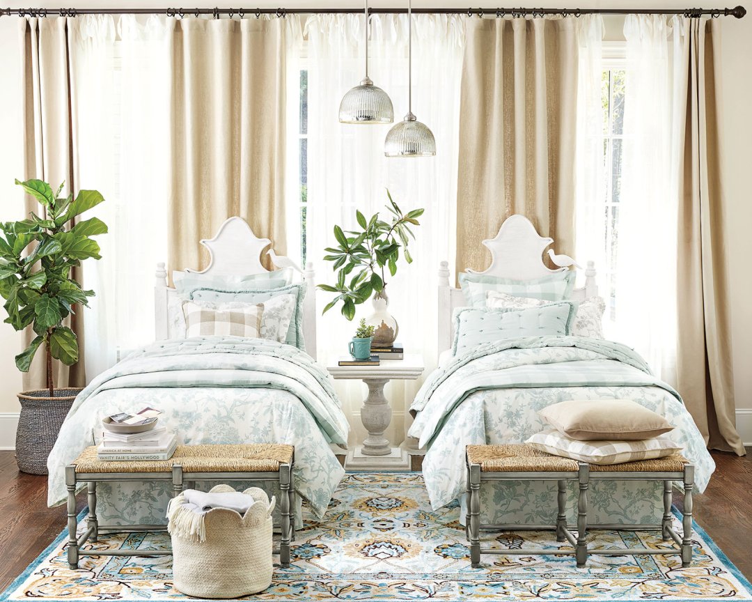 10 Ways To Place Your Bed In Front Of A Window How To Decorate