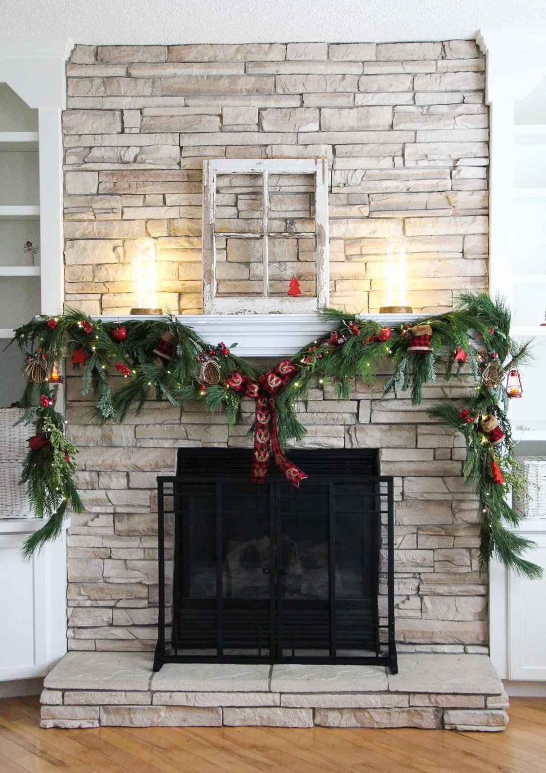 Make a Festive Christmas Mantel Swag! - A Pretty Life In The Suburbs