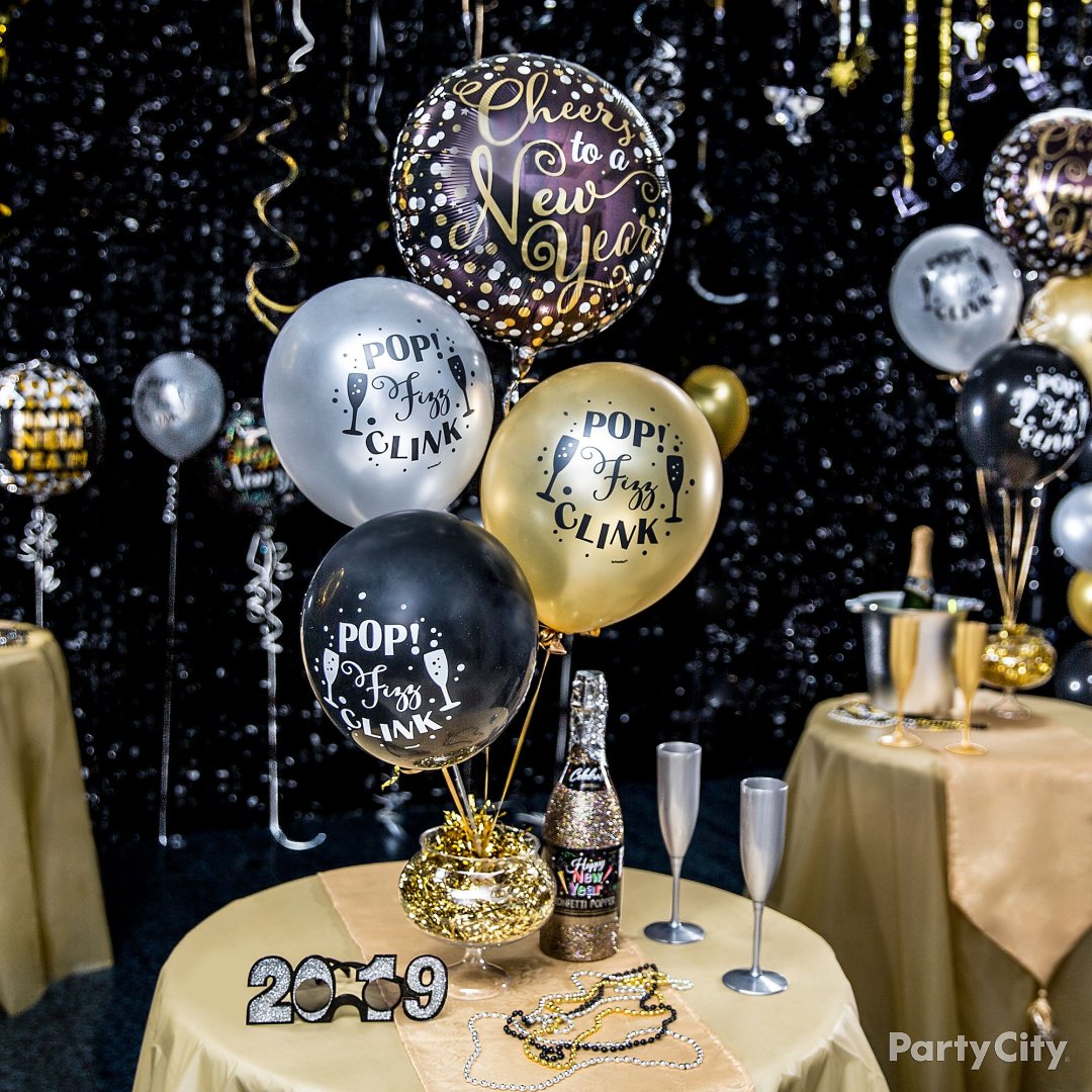 16 Elegant New Year S Eve Party Ideas Party City