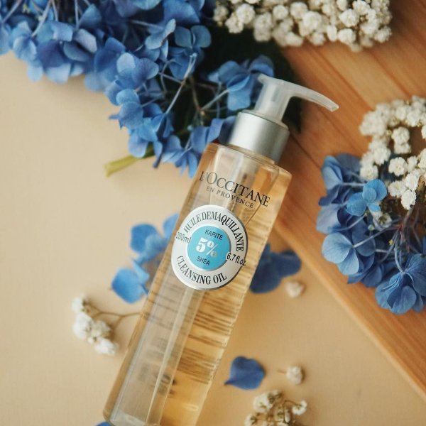 L'Occitane Face Cleansing Oil