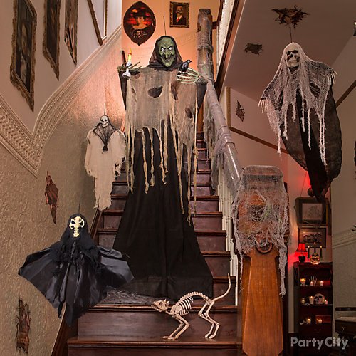 40 Haunted House Ideas | Party City