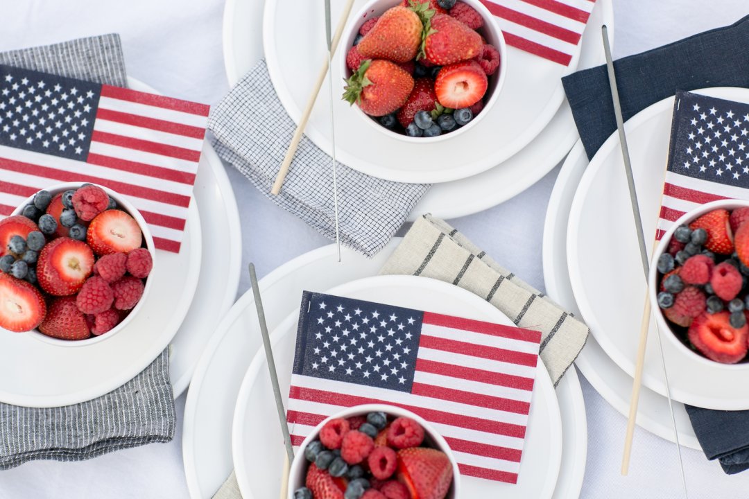 How to Host a Red, White and Blue July 4th Crate and Barrel Blog