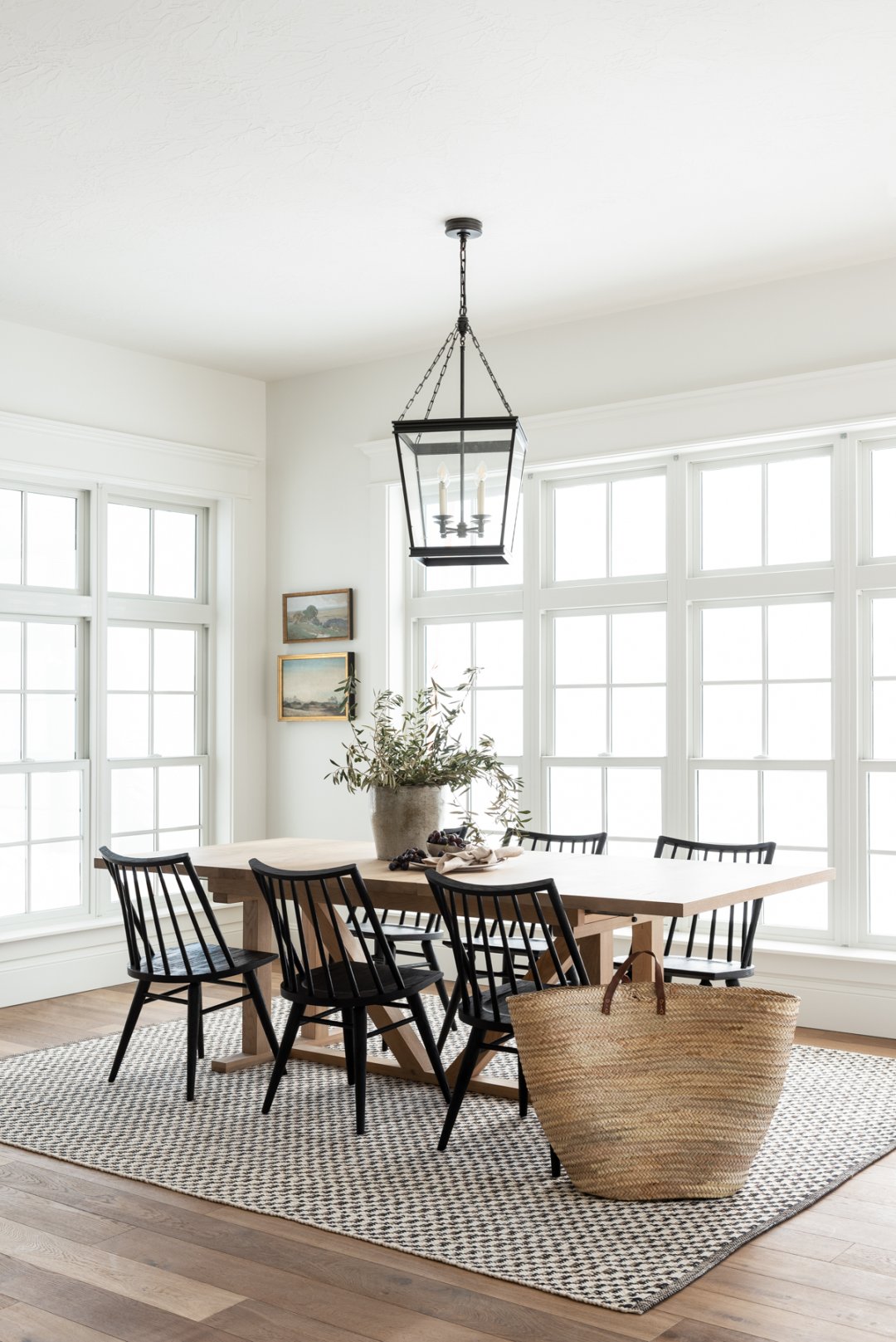 Timeless Dining Room Kitchen Design