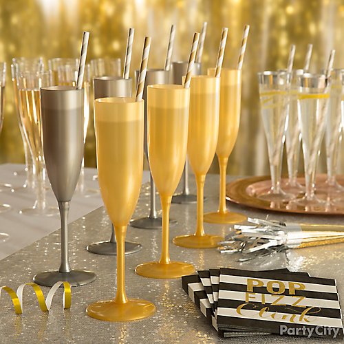 5 New Year S Eve Champagne Party Ideas Party City