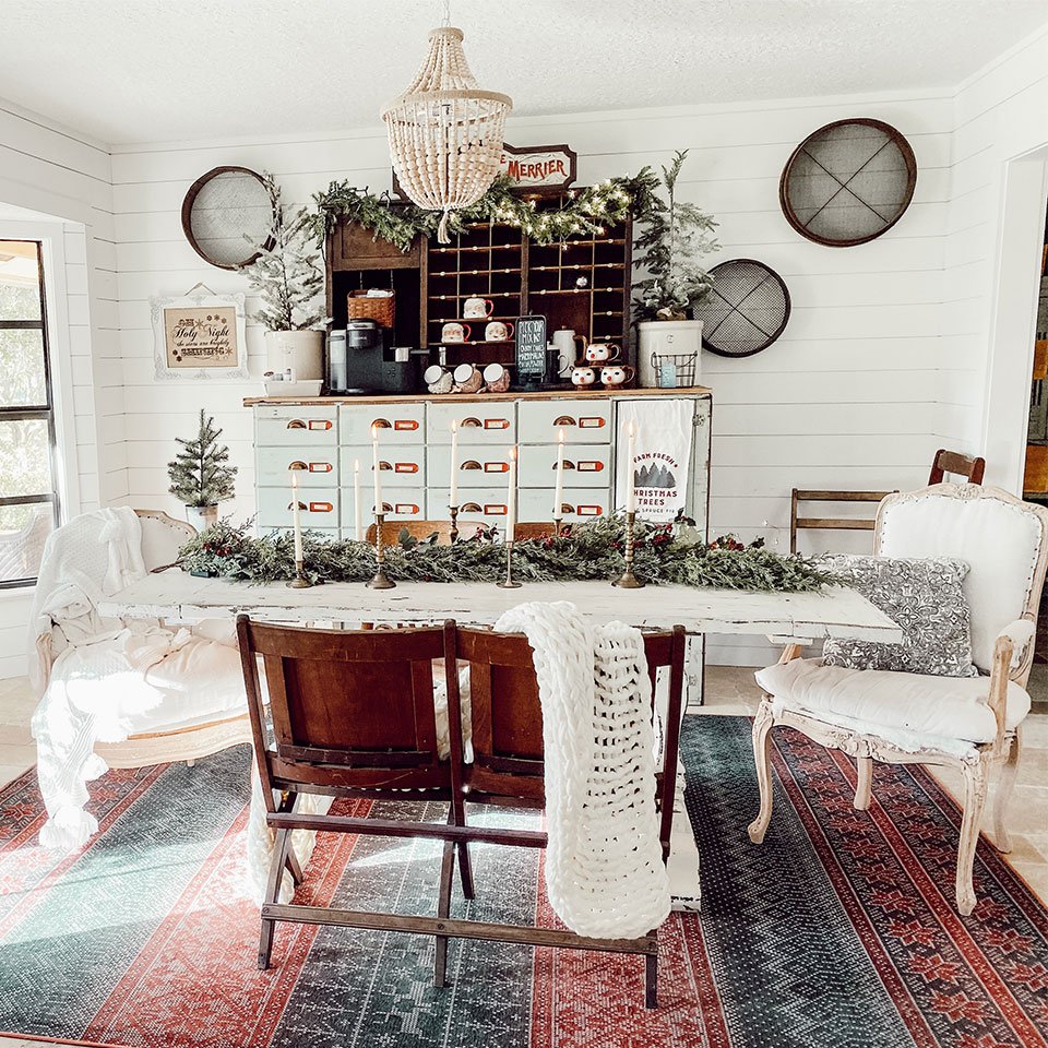 4 Easy Decoration Ideas for the Holidays | Ruggable Blog