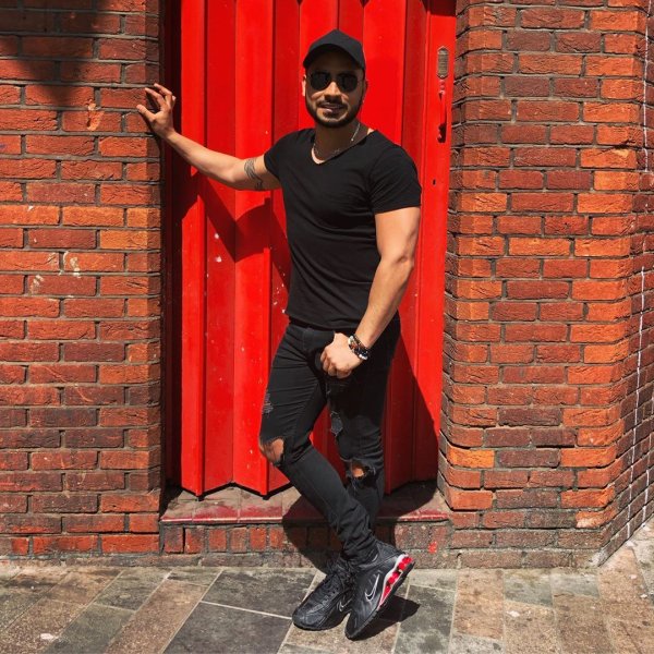 ナイキ ショックスのサイズ感や履き心地 コーデを解説 Unisize ユニサイズ